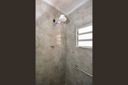 Casa à venda com 86m², 3 quartos e 3 vagasChuveiro do Banheiro