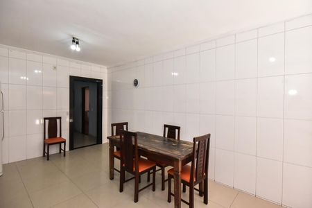 Casa à venda com 86m², 3 quartos e 3 vagasCozinha