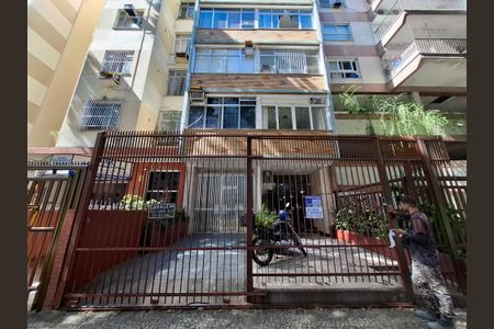 Apartamento à venda com 50m², 1 quarto e sem vaga Apartamento à venda com 50m², 1 quarto e sem vagaPlaca