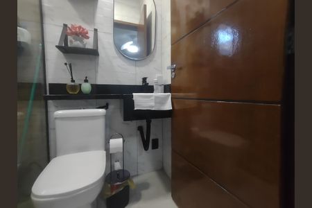 Casa para alugar com 350m², 2 quartos e 2 vagasBanheiro da Suíte 1