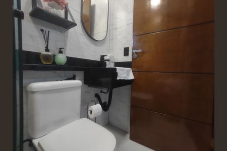 Casa para alugar com 350m², 2 quartos e 2 vagasBanheiro da Suíte 1