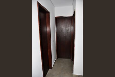 Apartamento à venda com 42m², 2 quartos e 1 vaga Apartamento à venda com 42m², 2 quartos e 1 vagaDetalhe - Corredor Quartos