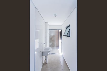 Apartamento à venda com 42m², 2 quartos e 1 vaga Apartamento à venda com 42m², 2 quartos e 1 vagaSala, cozinha e área de serviço