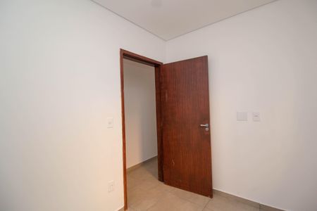 Apartamento à venda com 44m², 2 quartos e 1 vagaQuarto 2