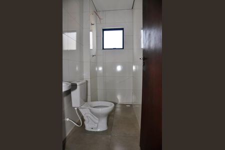 Apartamento à venda com 64m², 2 quartos e 1 vagaDetalhe - Banheiro Social
