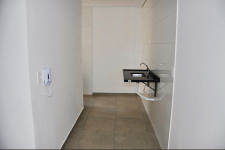 Apartamento à venda com 40m², 2 quartos e 1 vaga Apartamento à venda com 40m², 2 quartos e 1 vagaDetalhe - Cozinha Americana