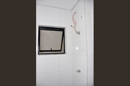 Apartamento à venda com 40m², 2 quartos e 1 vaga Apartamento à venda com 40m², 2 quartos e 1 vagaDetalhe - Banheiro Social