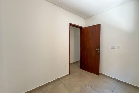 Apartamento à venda com 44m², 2 quartos e 1 vaga Apartamento à venda com 44m², 2 quartos e 1 vagaQuarto 1