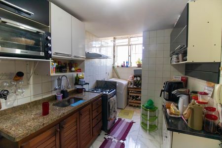 Apartamento para alugar com 70m², 2 quartos e 1 vagaCozinha e Área de Serviço