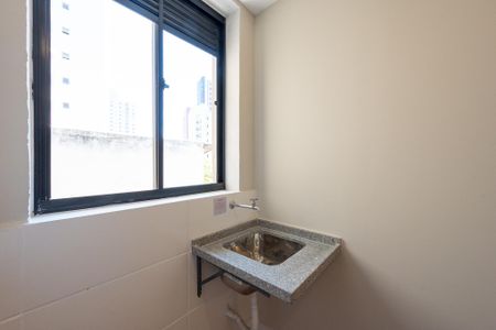 Apartamento à venda com 36m², 2 quartos e sem vaga Apartamento à venda com 36m², 2 quartos e sem vagaLavanderia