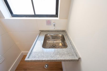 Apartamento à venda com 36m², 2 quartos e sem vaga Apartamento à venda com 36m², 2 quartos e sem vagaLavanderia