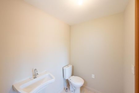 Apartamento à venda com 36m², 2 quartos e sem vaga Apartamento à venda com 36m², 2 quartos e sem vagaBanheiro Social