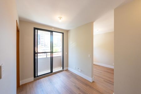 Apartamento à venda com 36m², 2 quartos e sem vaga Apartamento à venda com 36m², 2 quartos e sem vagaSala