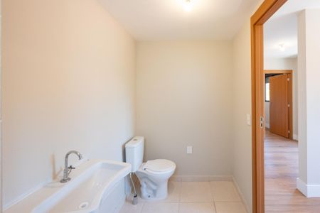 Apartamento à venda com 36m², 2 quartos e sem vaga Apartamento à venda com 36m², 2 quartos e sem vagaBanheiro Social