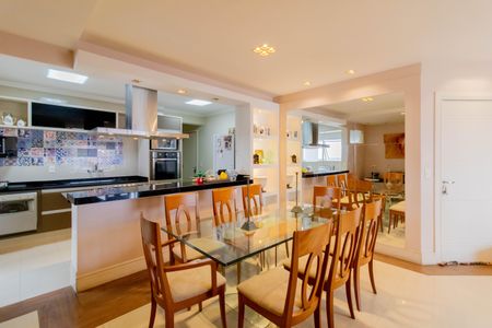 Sala de apartamento à venda com 4 quartos, 130m² em Vila Moreira, Guarulhos