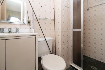 Casa à venda com 300m², 3 quartos e 4 vagasBanheiro -  Casa 2