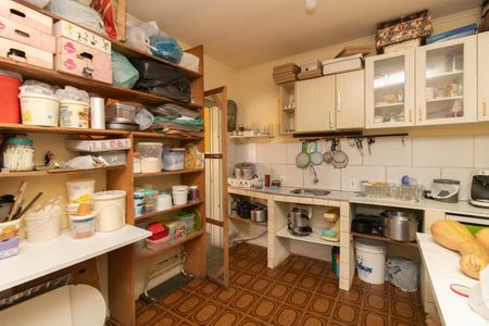 Casa à venda com 300m², 3 quartos e 4 vagasDepósito