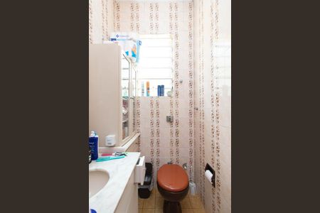 Casa à venda com 300m², 3 quartos e 4 vagasBanheiro da Suíte