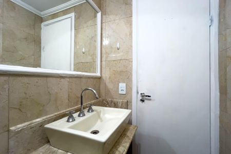 Apartamento para alugar com 80m², 3 quartos e 1 vaga Apartamento para alugar com 80m², 3 quartos e 1 vagaBanheiro Social