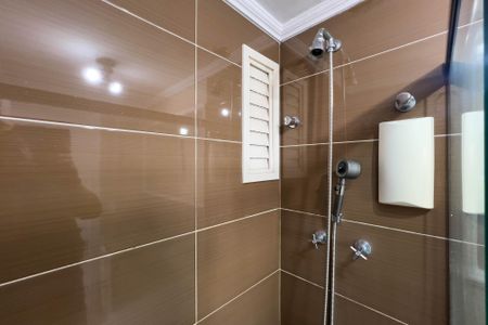 Apartamento para alugar com 80m², 3 quartos e 1 vaga Apartamento para alugar com 80m², 3 quartos e 1 vagaBanheiro da Suíte