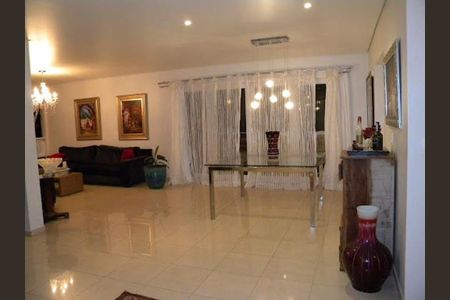 Casa à venda com 4 quartos, 400m² em Jardim Tarumã, Jundiaí