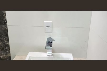 Casa à venda com 95m², 3 quartos e 1 vaga