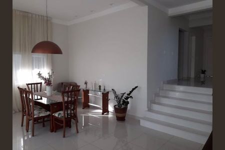 Casa à venda com 3 quartos, 300m² em Chácara Malota, Jundiaí
