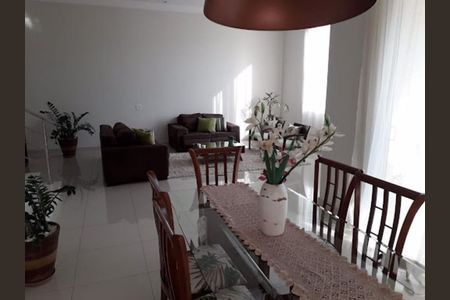 Casa à venda com 3 quartos, 300m² em Chácara Malota, Jundiaí