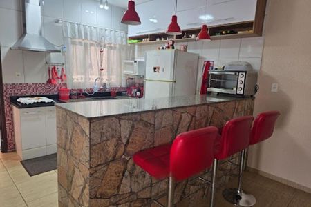 Casa à venda com 3 quartos, 325m² em Vila Josefina, Jundiaí