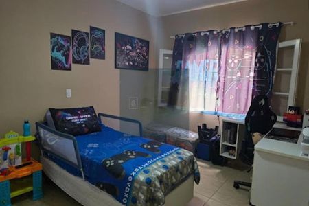 Casa à venda com 3 quartos, 325m² em Vila Josefina, Jundiaí