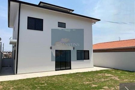 Casa à venda com 190m², 3 quartos e 3 vagas