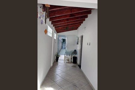 Casa à venda com 196m², 3 quartos e 2 vagas