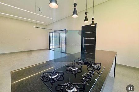 Casa à venda com 3 quartos, 250m² em Jardim Rosaura, Jundiaí