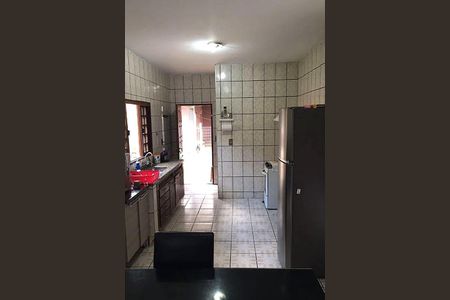 Casa à venda com 3 quartos, 187m² em Jardim Quintas das Videiras, Jundiaí