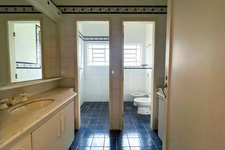Casa à venda com 4 quartos, 254m² em Vila Nova Conceição, São Paulo