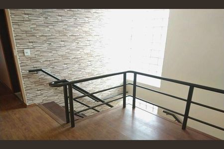 Casa à venda com 4 quartos, 180m² em Vila Bandeirantes, São Paulo