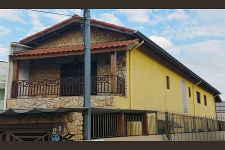 Casa à venda com 4 quartos, 180m² em Vila Bandeirantes, São Paulo