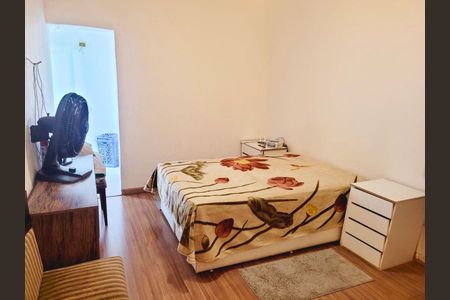 Casa à venda com 3 quartos, 160m² em Jardim das Laranjeiras, São Paulo