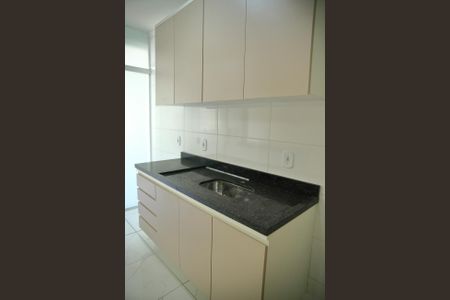 Apartamento para alugar com 69m², 2 quartos e 2 vagasCozinha