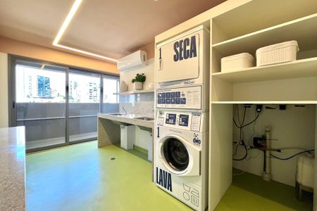 Studio para alugar com 29m², 1 quarto e sem vaga Studio para alugar com 29m², 1 quarto e sem vagaÁrea comum - Lavanderia
