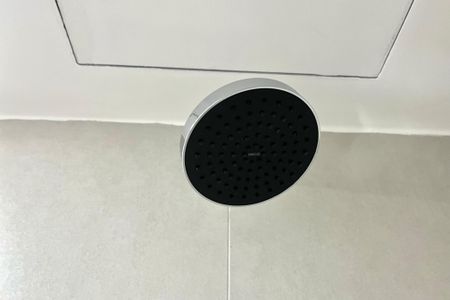 Studio para alugar com 29m², 1 quarto e sem vaga Studio para alugar com 29m², 1 quarto e sem vagaBanheiro