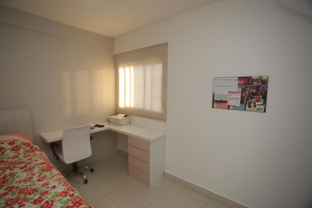 Apartamento à venda com 120m², 3 quartos e 2 vagasQuarto