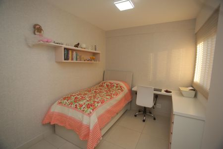 Apartamento à venda com 120m², 3 quartos e 2 vagasQuarto