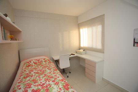 Apartamento à venda com 120m², 3 quartos e 2 vagasQuarto