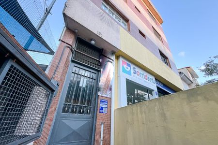 Apartamento para alugar com 80m², 1 quarto e sem vagaFachada 