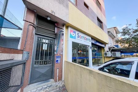 Apartamento para alugar com 80m², 1 quarto e sem vagaFachada 