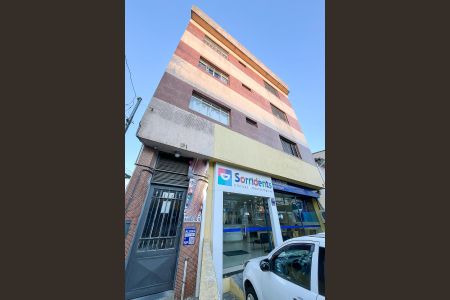 Apartamento para alugar com 80m², 1 quarto e sem vagaFachada 