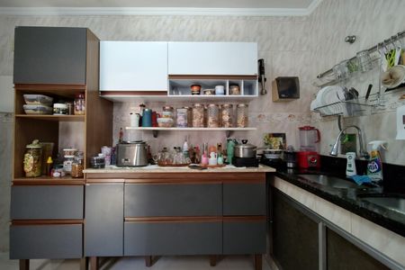 Casa de condomínio para alugar com 366m², 3 quartos e 3 vagasCozinha 