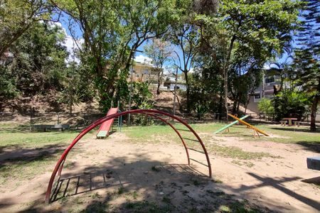 Casa de condomínio para alugar com 366m², 3 quartos e 3 vagasPraça