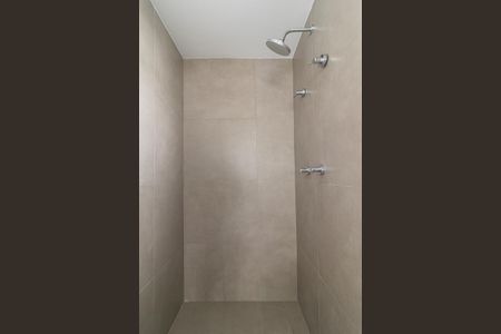 Studio para alugar com 29m², 1 quarto e sem vaga Studio para alugar com 29m², 1 quarto e sem vagaBanheiro Social